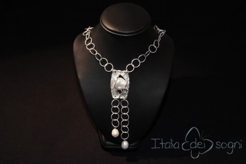 Collana in argento e perle barocche