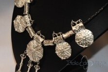 Piceno pendant