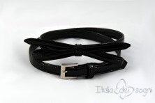 Cintura da donna in pelle con nastrino