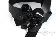 Women’s leather belt