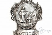 “Mater Misericordiae” holy water font 
