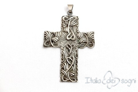 “Divine keys” Cross