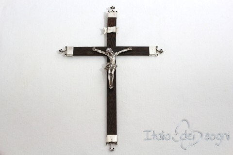 Croix  “Christ Divin”