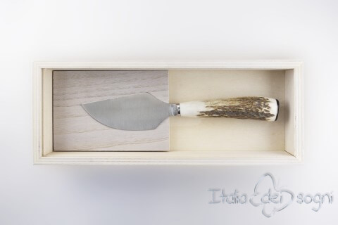 Messer für Grana-Käse cervo