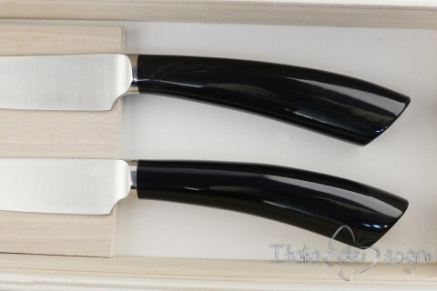 2 piece black Rustic steak knives