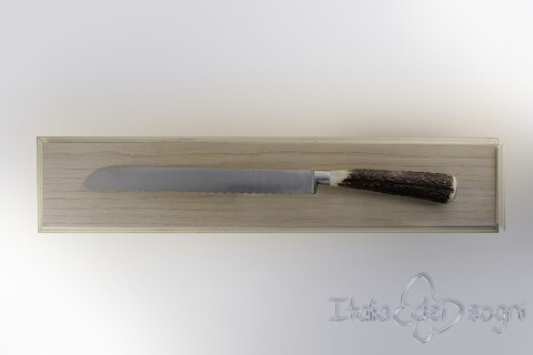 couteau à pain cerf