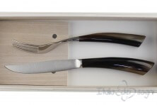 pair of Noble cutlery, ox