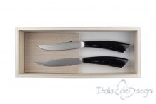 2 piece Noble steak knives, black resin