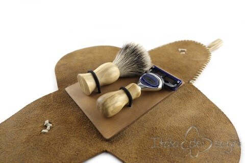 travel shaving set, olive wood